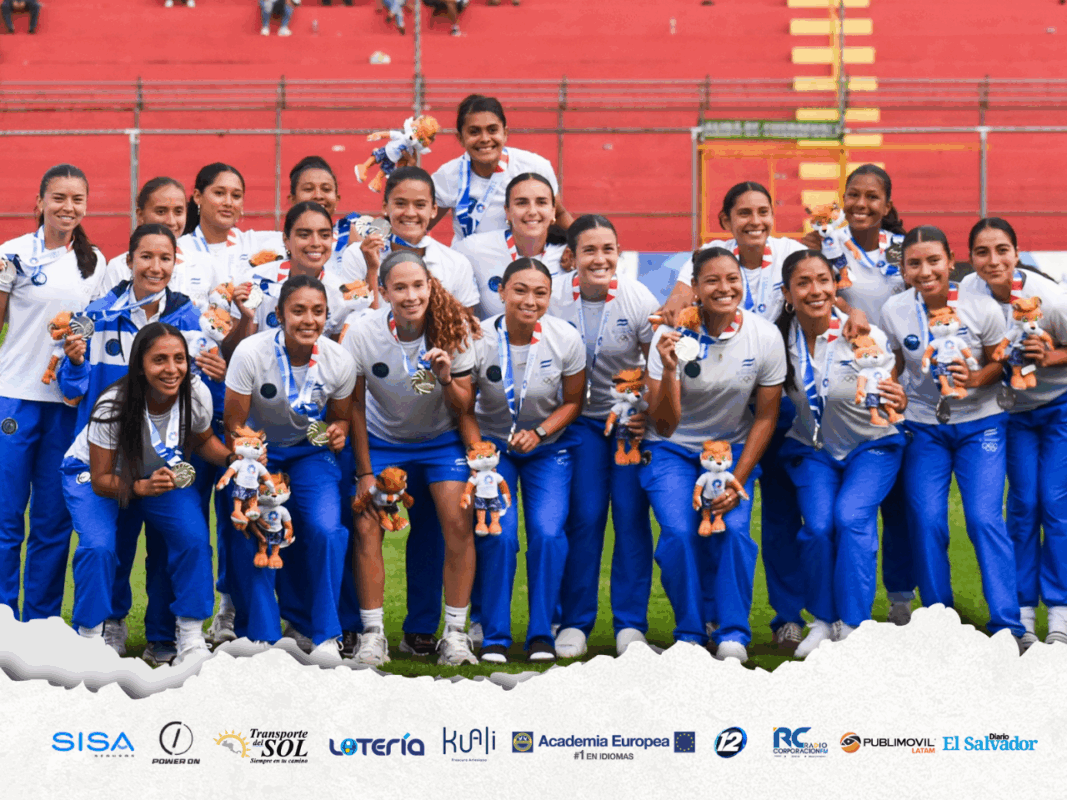 FÚTBOL Y BALONCESTO FEMENINO SE BAÑAN DE PLATA Y BRONCE
