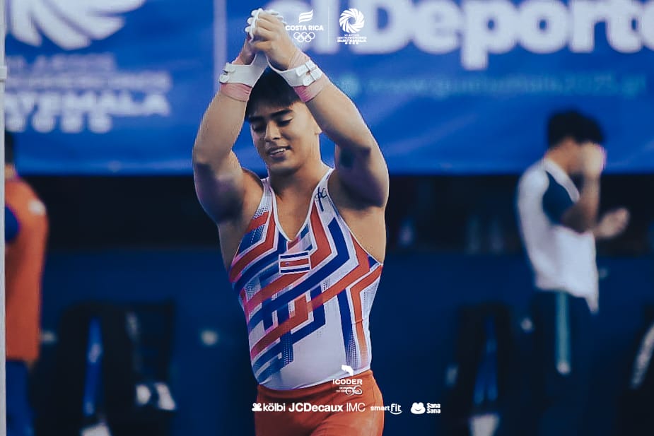 Ariel Villalobos conquista dos oros en gimnasia artística en los Juegos Centroamericanos Guatemala 2025