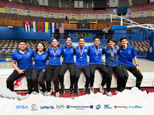 BADMINTONISTAS BRILLARON EN LA HABANA